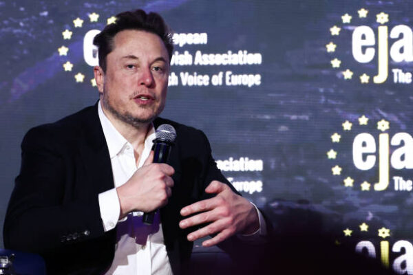 Mukesh Ambani and Elon Musk's Conflict Over India Satellite Spectrum Allocation Gets More Intense