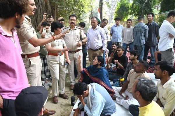 Sonam Wangchuk Resumes Fast as Police Detain Supporters Joining His Silent Protest