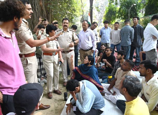 Sonam Wangchuk Resumes Fast as Police Detain Supporters Joining His Silent Protest