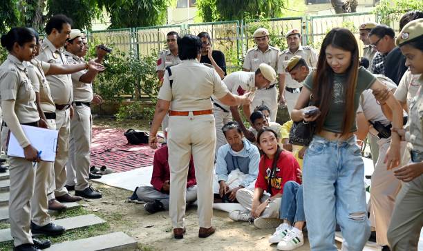 Sonam Wangchuk Resumes Fast as Police Detain Supporters Joining His Silent Protest - snap-alert