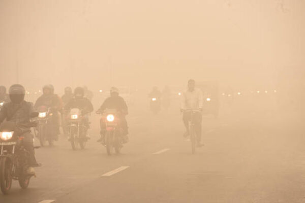 Breathing Poison: Delhi Air Quality Crisis Worsens as Governments Play Blame Games