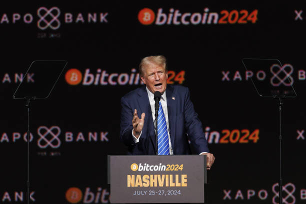 Bitcoin Hits $94,000: Trump Influence Fuels Cryptocurrency Surge