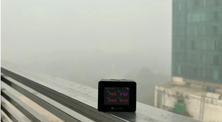 Delhi Air Pollution: AQI Crosses 1000 in Jahangirpuri, Visibility Drops Drastically